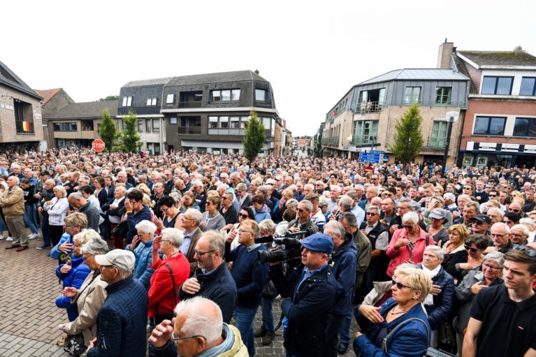 FOTO. Wielerwereld neemt afscheid van Bjorg Lambrecht