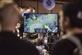 Ouders van gameverslaafden klappen uit de biecht: “De makers van Fortnite zijn gewoon crapuleus”
