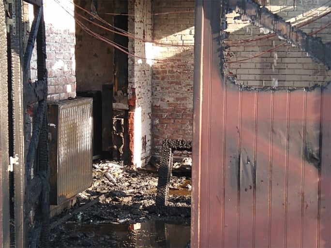 Bewoner zwaar verbrand bij uitslaande brand in huis