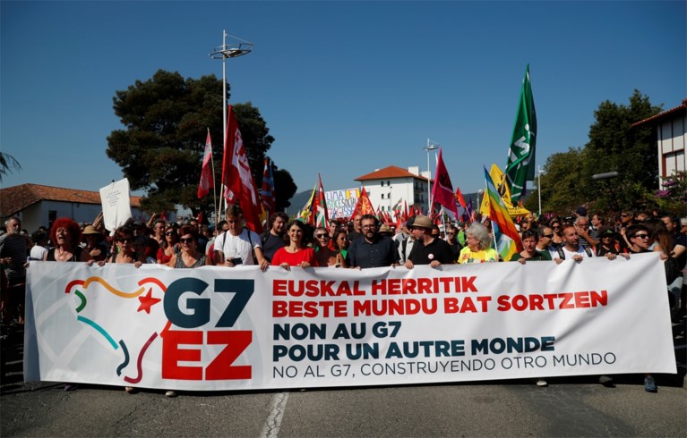 G7-top gaat van start in Biarritz: bosbranden in het Amazonewoud zijn agendapunt nummer 1 en heibel om douanetaksen op Franse wijn