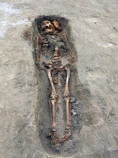 Archeologen vinden in Peru grootste kinderoffer ooit: 227 lichamen van kinderen tussen 4 en 14 jaar opgegraven