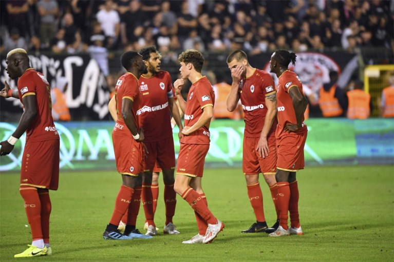 Episch duel, maar geen poules voor Antwerp: met negen man ten onder na dom rood Lamkel Zé