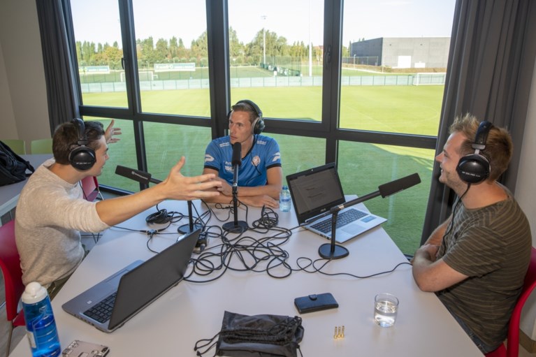 SJOTCAST. De opmars van Essevee, de terugkeer van Diagne en wodka in de kleedkamer. In aflevering 6 gaan we op bezoek bij Bossut!