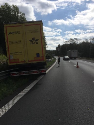 E34 volledig afgesloten na ongeval met vrachtwagen in Ranst