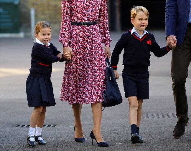Prinses Charlotte voor het eerst naar school