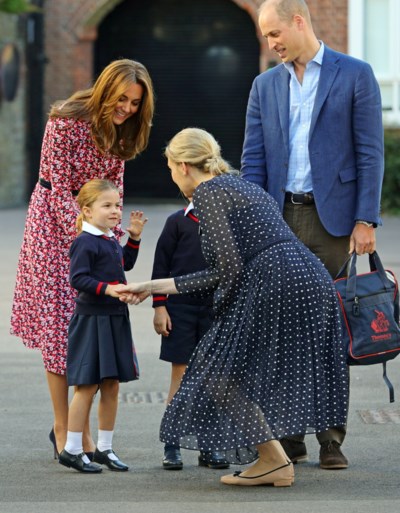Prinses Charlotte voor het eerst naar school