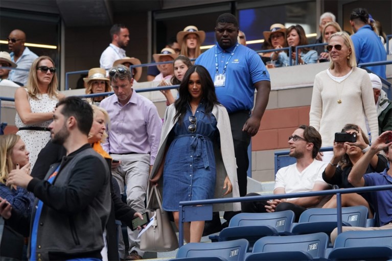 Tennisfans zien opmerkelijke oorzaak van nederlaag Serena Williams: “Meghan Markle brengt ongeluk”