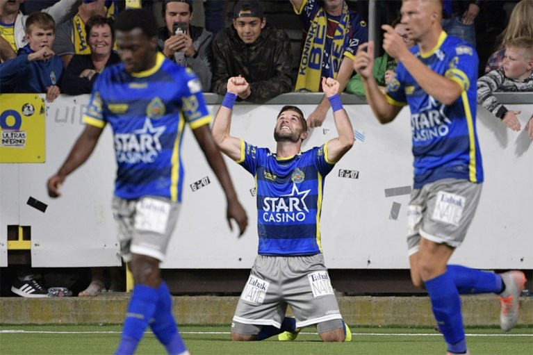 Drama voor Waasland-Beveren in slotseconden, heerlijke knal van Teixeira bezorgt STVV een punt