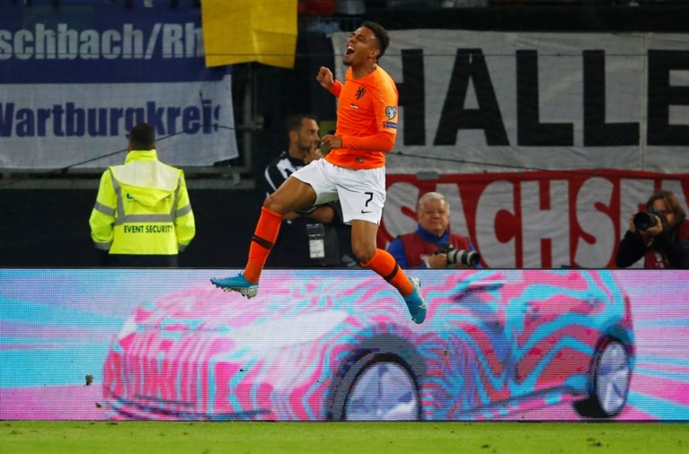 Nieuw Nederlands toptalent Donyell Malen doet PSV-fans kirren van plezier en scoort vijf (!) keer