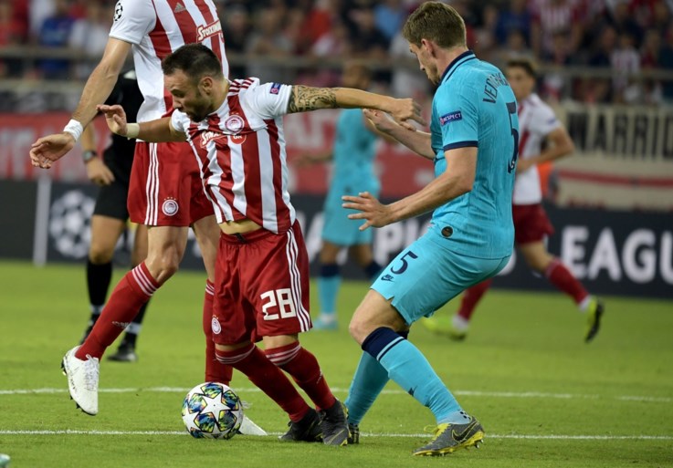 Tottenham begint met gelijkspel aan Champions League na strafschopfout van Jan Vertonghen