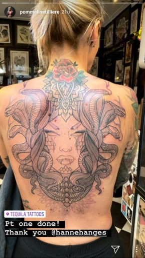 ‘Temptation’-Pommeline laat hele rug tatoeëren