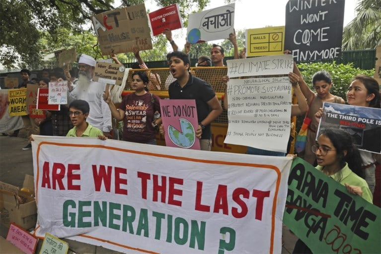Honderdduizenden betogers in zo’n 150 landen: grootste wereldwijde klimaatprotest ooit, straks volgt Brussel