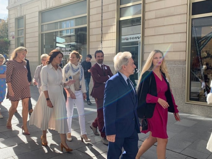 Togastoet met ’t Vliegerke en stil protest