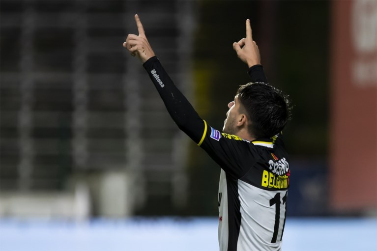Lamkel Zé en Miyoshi gidsen Antwerp voorbij Lokeren
