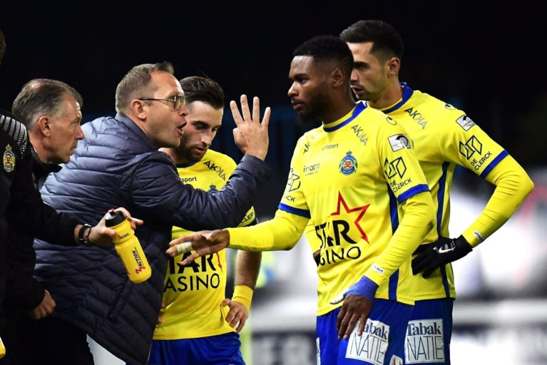 Feest op de Freethiel: Waasland-Beveren pakt tegen Oostende eerste zege