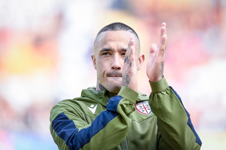 Ongeziene beelden van furieuze trainer na afgekeurde winning goal van AS Roma: