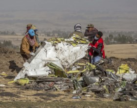 Boeing ziet leveringen met de helft dalen