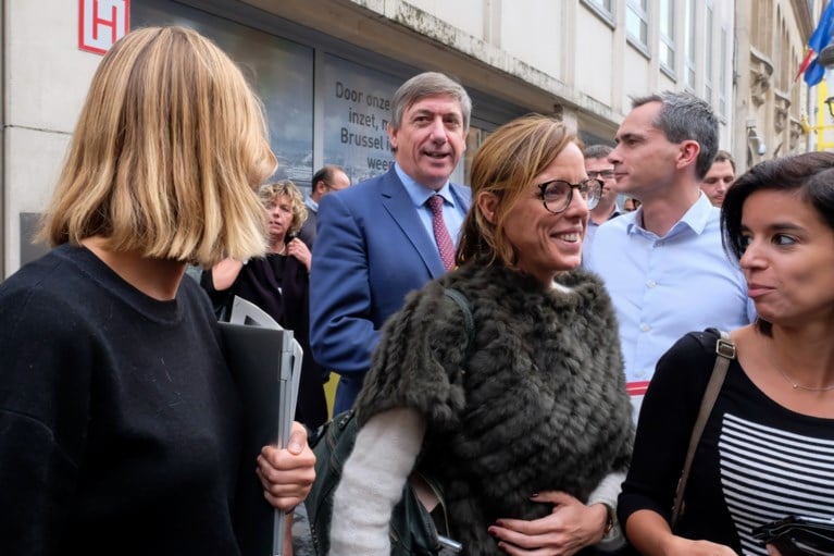 Vlaams Parlement ontruimd na bommelding: begrotingsdebat stopgezet, niets verdachts aangetroffen
