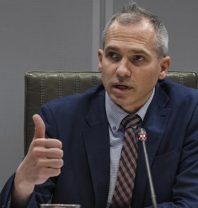 Vlaams Parlement ontruimd na bommelding: begrotingsdebat stopgezet, niets verdachts aangetroffen