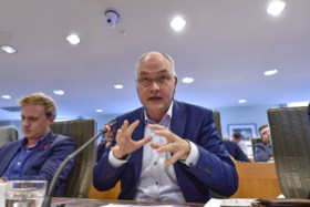 Vlaams Parlement ontruimd na bommelding: begrotingsdebat stopgezet, niets verdachts aangetroffen