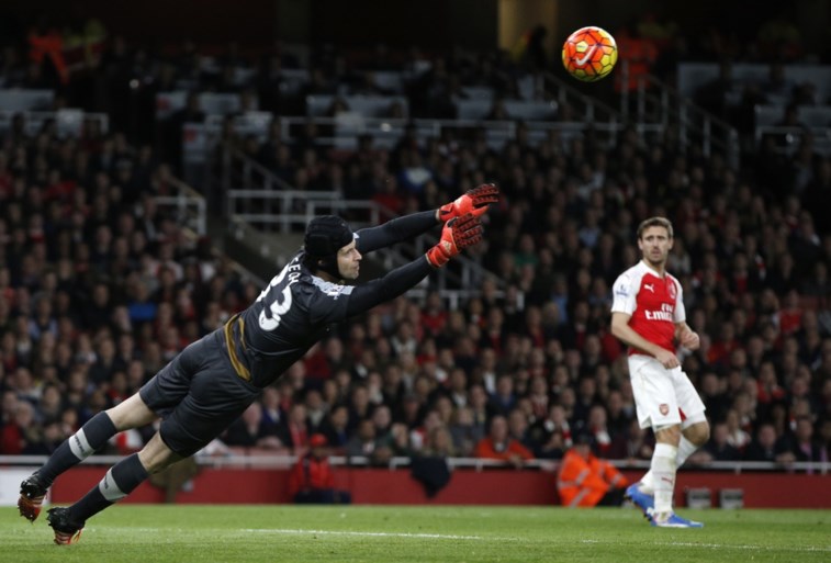 Petr Cech wordt opnieuw doelman… op het ijs