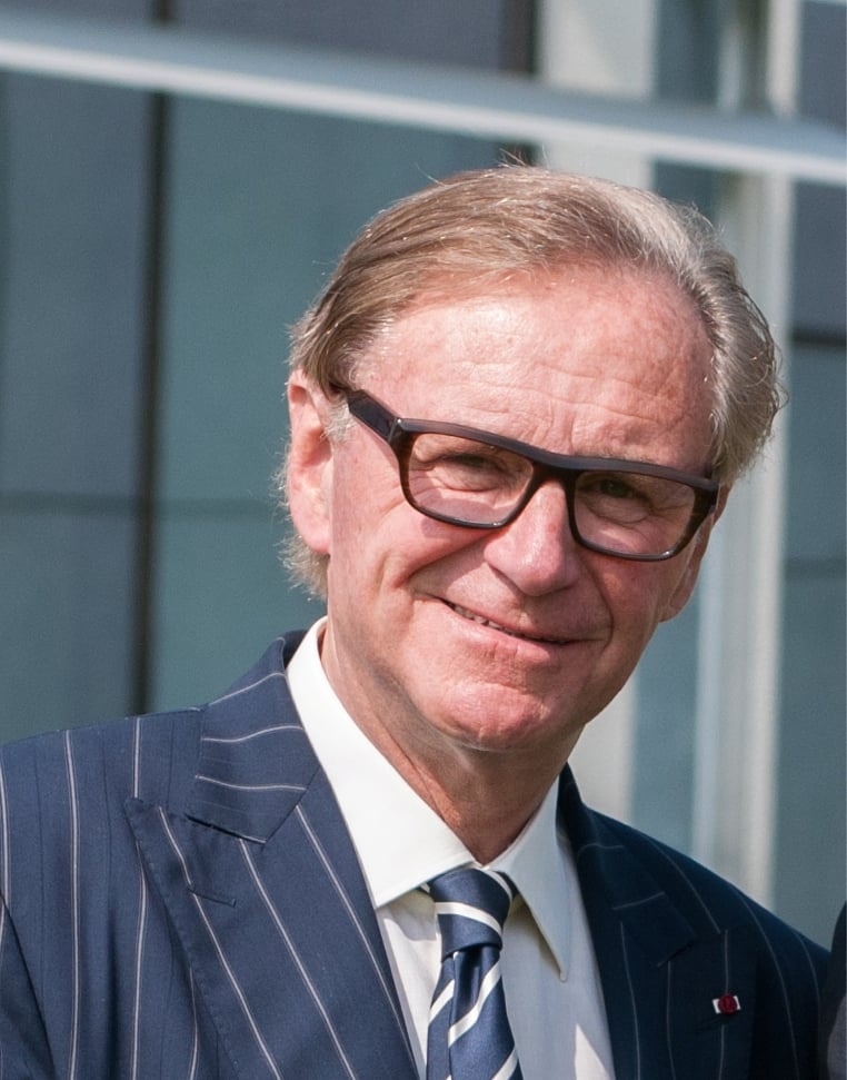 Willy Naessens rijgt eretitels aan elkaar: na ereburger van zijn gemeente nu ook Commandeur in de Leopoldsorde