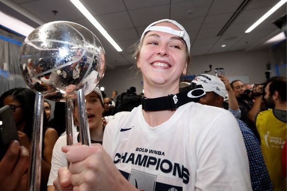 MVP van WNBA-finale maar toch blijft Emma Meesseman bescheiden: “Ben gewoon speelster die haar ploeg heeft geholpen”