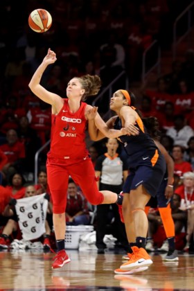 Emma Meesseman en Kim Mestdagh schrijven basketgeschiedenis: eerste WNBA-titel met Washington Mystics