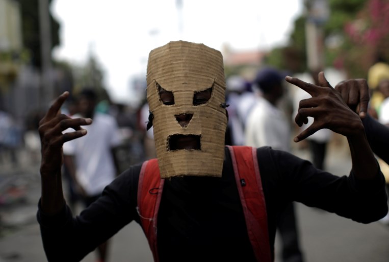 Duizenden Haïtianen sluiten zich aan bij antiregeringsprotest van populaire kunstenaars