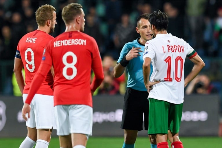 Bulgaarse bondsvoorzitter stapt dan toch op na racisme-rel tegen Engeland, spelers en bondscoach minimaliseren de feiten