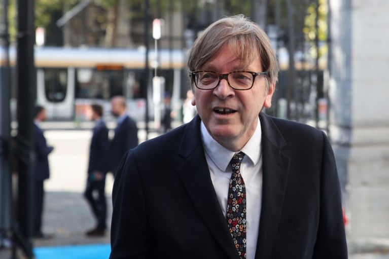 Vlaams minister-president Jambon opgelucht door Brexit-akkoord: “No deal afgewend”