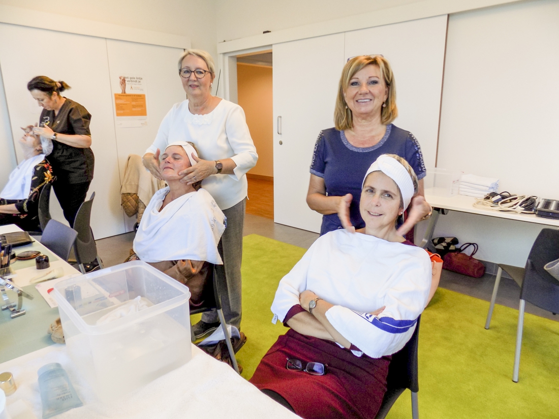 AZ Turnhout legt kankerpatiënten in de watten: “Ik zat hier liever niet, maar zo’n massage is zalig”