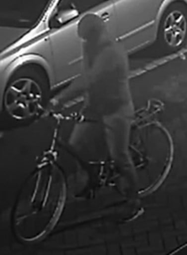 Videobeelden van Antwerpse granaataanslag door fietser vrijgegeven: parket zoekt dader uit filmpje