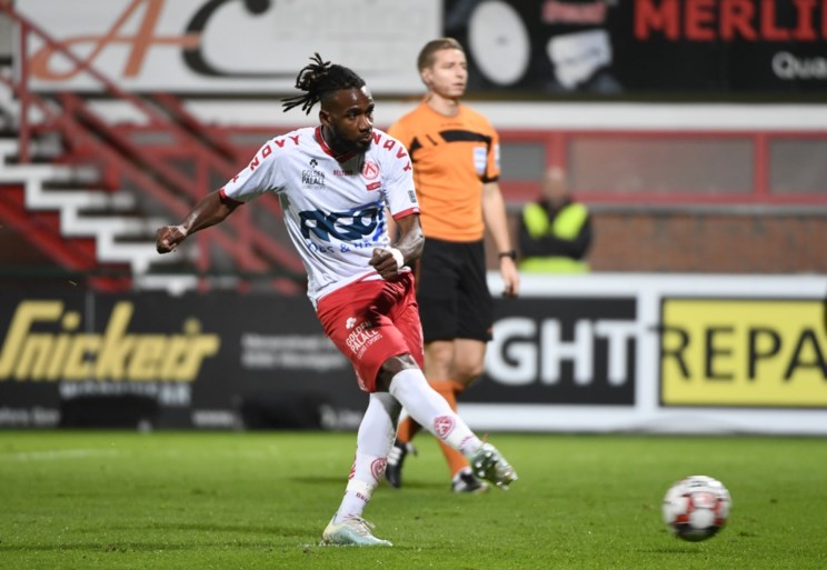 Kortrijk wint voor zesde opeenvolgende keer van Zulte Waregem