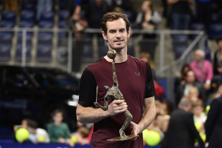 Geëmotioneerde Andy Murray wint hoogstaande finale van European Open in Antwerpen tegen Stan Wawrinka