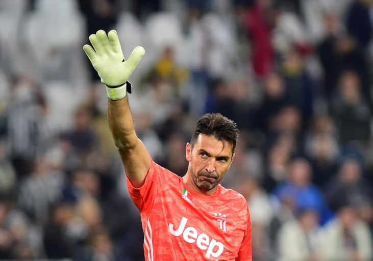 Juventus geeft zege nog bijna weg, maar kan rekenen op bijna 42-jarige Gianluigi Buffon met ultieme save