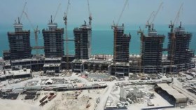 Belgen bouwen giga hotel met 100 zwembaden en 700 kamers in Dubai