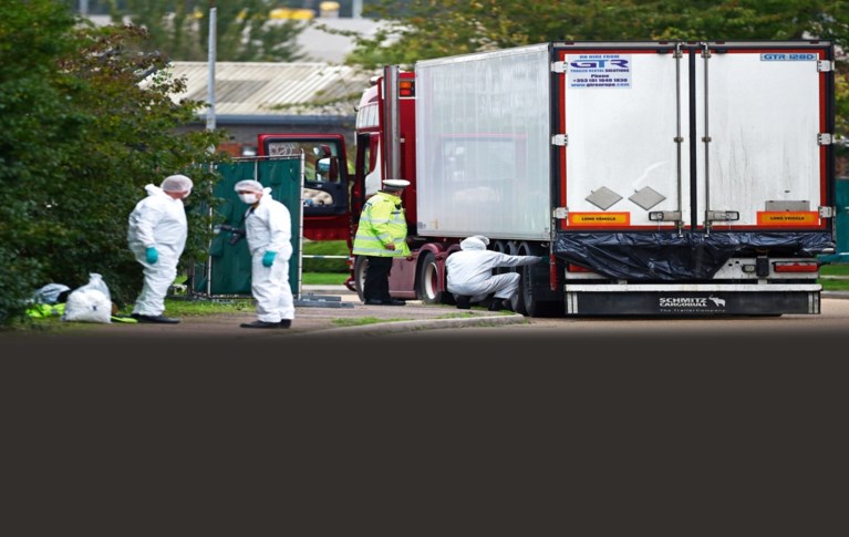 Britse politie: “Oplegger met 39 lichamen kwam via Zeebrugge”