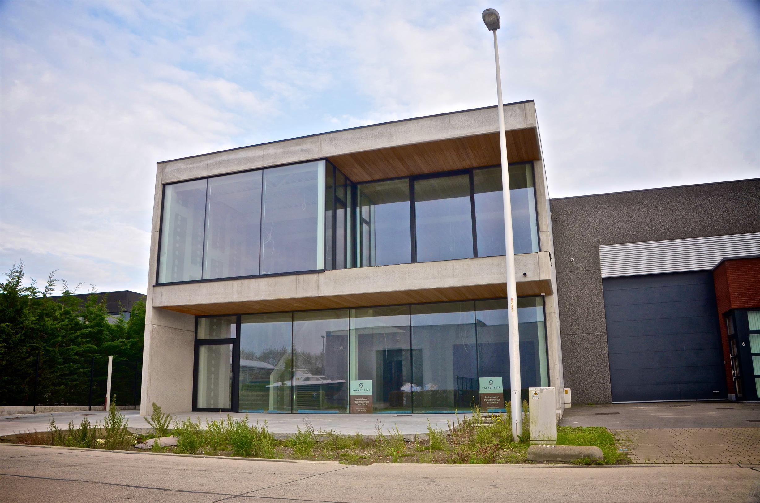 Grote projecten en extra personeel: parketbedrijf Seye gegroeid ondanks verwoestende brand