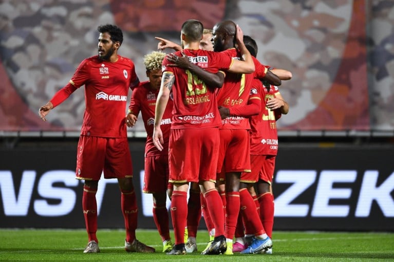 Weer een blije Bosuil: Mirallas wijst Antwerp de weg, Lamkel Zé verzorgt het spektakel