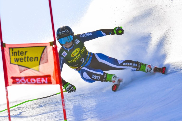 Stunt van formaat in het skiën: amper 17-jarige Nieuw-Zeelandse wint reuzenslalom voor topfavoriete Mikaela Shiffrin
