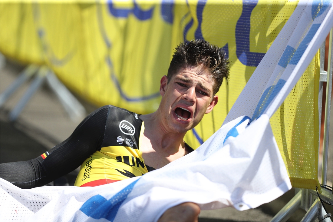 Wout Van Aert Blijkt Ook Mentale Schade Te Hebben Overgehoud Het Nieuwsblad Mobile