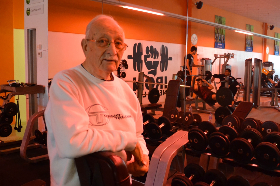 Wim wordt 90, maar gaat nog drie keer per week fitnessen: “Luister naar je lichaam en de natuur, dan lukt dat wel”