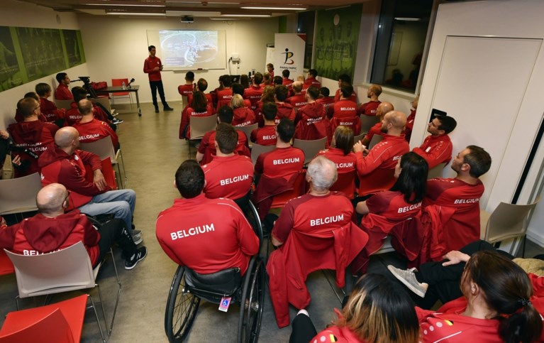 Belgische selectie stoomt zich in Parijs klaar voor Paralympische Spelen: “We mikken op tien medailles”