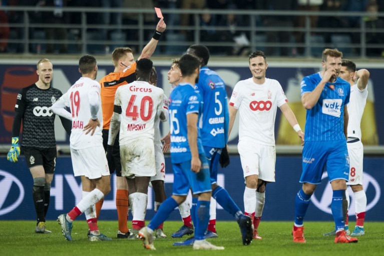 Mpoku geeft komedie toe na rode kaart voor Odjidja: “Ik speel ook gewoon het spel”