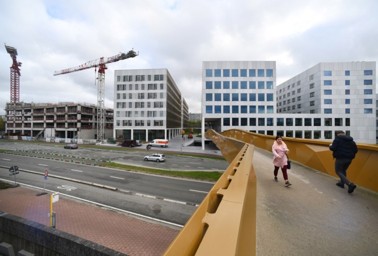 Bouw Nieuwe Politietoren Al Maanden In Het Slop Door Conflic Het Nieuwsblad Mobile