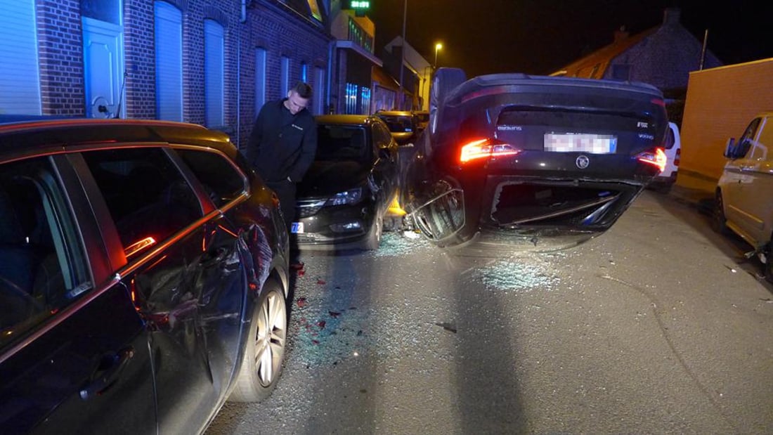 Altijd prijs in deze straat, maar bewoners zijn het beu dat hun auto’s schade oplopen