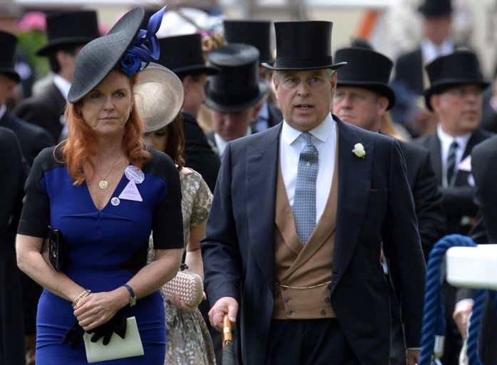 Brits koningshuis “furieus” nadat kliniek voor plastische chirurgie foto van Kate Middleton misbruikt