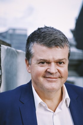 Paarsgeel of paarsgroen? Informateur Paul Magnette geeft persconferentie