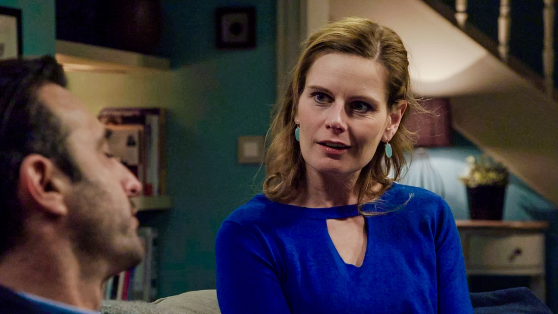 Actrice Silvia Claes zwaargewond na aanrijding met vrachtwagen